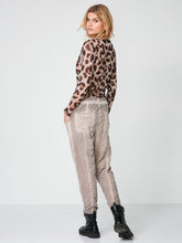 Load image into Gallery viewer, NU Rafia Tee