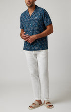 Load image into Gallery viewer, Stone Rose Printed Leaves S/S