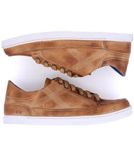 Load image into Gallery viewer, Bed Stu Wizard