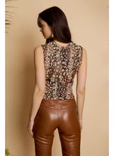 Load image into Gallery viewer, Caballero Devi Top-F27
