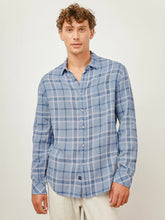 Load image into Gallery viewer, Rails Wyatt Button Down