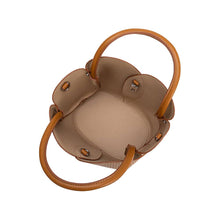 Load image into Gallery viewer, Tulip Raffia Top Handle
