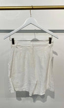 Load image into Gallery viewer, Milio Milano Linen Shorts
