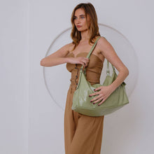 Load image into Gallery viewer, Melie Bianco Samantha Tote Bag
