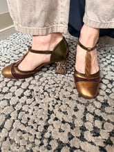 Load image into Gallery viewer, Fall Filly Block Heel
