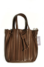 Load image into Gallery viewer, Sea Lily Pleated Bucket Bag
