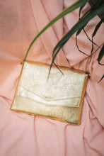 Load image into Gallery viewer, Cherry Paria Keira Bag
