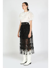 Load image into Gallery viewer, Beulah Style Flowers Tulle Midi Skirt
