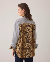 Load image into Gallery viewer, Summum Animal Blouse
