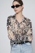Load image into Gallery viewer, Amanda Maria Chiffon Blouse
