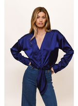 Load image into Gallery viewer, Hutch Kass Top
