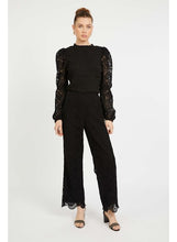 Load image into Gallery viewer, Caballero Arabella Top
