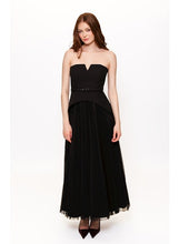 Load image into Gallery viewer, Hutch Lilibet Gown
