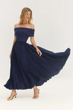 Load image into Gallery viewer, Hutch Stockton Dress
