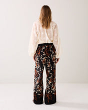 Load image into Gallery viewer, Summum Embroidered Trousers
