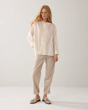 Load image into Gallery viewer, Summum Shiny Blouse
