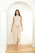 Load image into Gallery viewer, Zero Degrees Celsius 3D Flower Skirt
