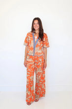 Load image into Gallery viewer, Nibi Mkt Vita Shirt
