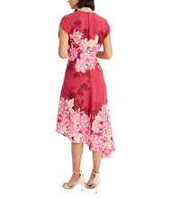 Load image into Gallery viewer, Maggy London Georgette Dress
