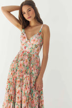 Load image into Gallery viewer, Hutch Kylan Dress
