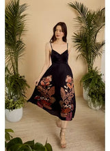 Load image into Gallery viewer, Cabellero Donna Dress

