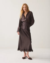 Load image into Gallery viewer, Summum Wrap Top

