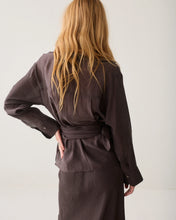 Load image into Gallery viewer, Summum Wrap Top
