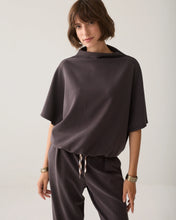 Load image into Gallery viewer, Summum Pinstripe Scuba Top
