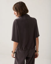 Load image into Gallery viewer, Summum Pinstripe Scuba Top
