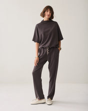 Load image into Gallery viewer, Summum Pinstripe Trousers

