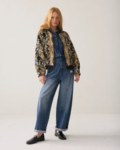 Load image into Gallery viewer, Summum Multicolor Bomber
