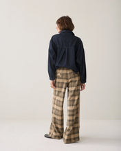 Load image into Gallery viewer, Summum Check Trousers
