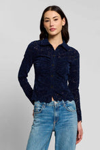Load image into Gallery viewer, Central Park West Tessa Buttondown
