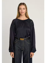 Load image into Gallery viewer, Caballero Yuli Top
