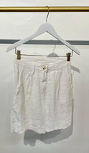 Load image into Gallery viewer, Milio Milano Linen Shorts
